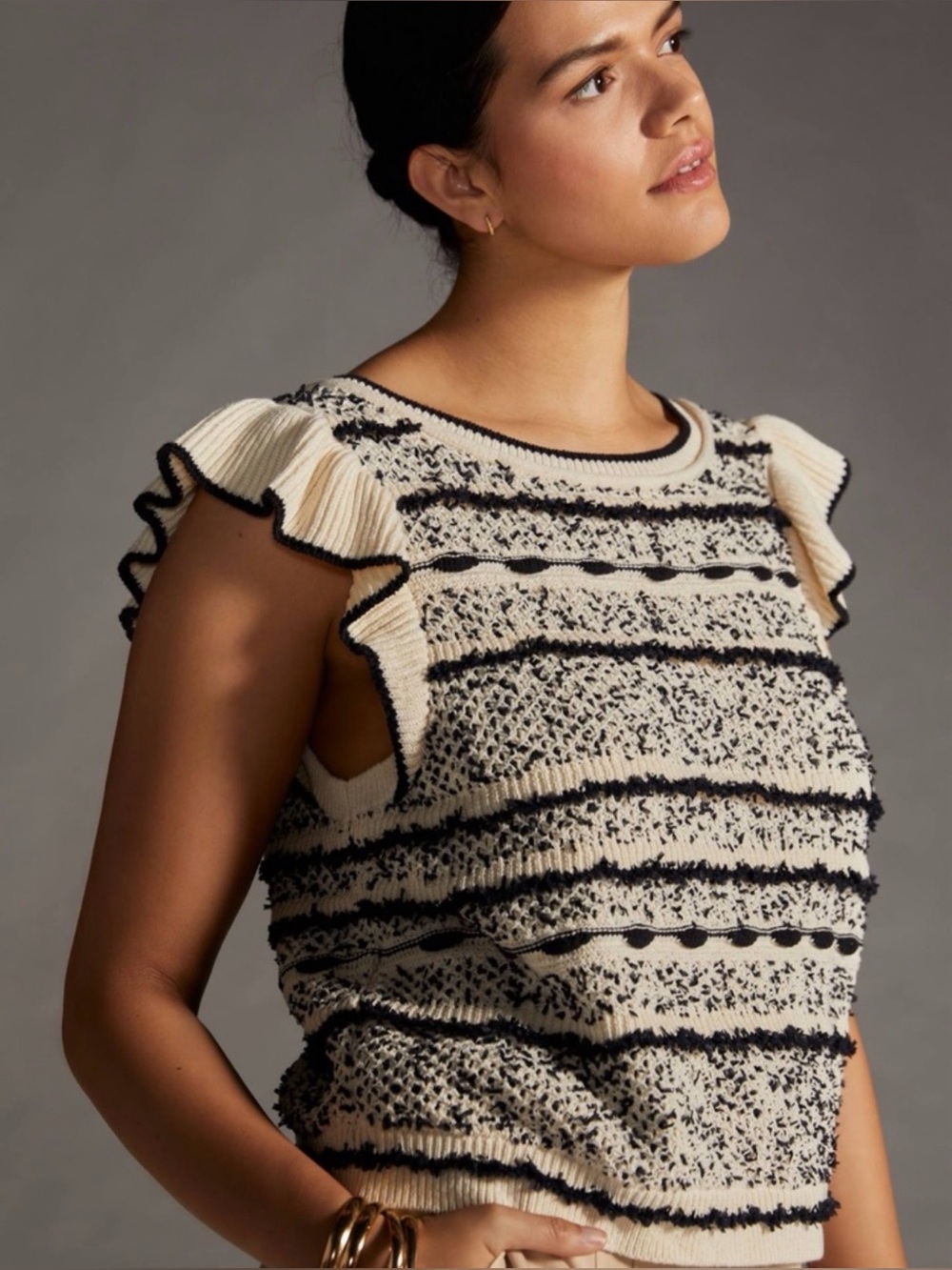 ANTHROPOLOGIE PILCRO RUFFLE SWEATER TANK SIZE S BLACK AND CREAM EXCELLENT CONDIT - Picture 6 of 13